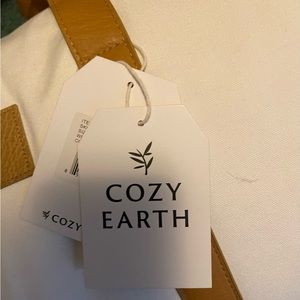 Cozy earth bamboo comforter
